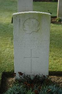 Louez Military Cemetery Duisans - Hunter, William Robert