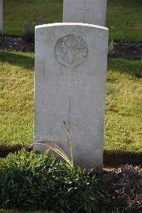 Louez Military Cemetery Duisans - MacLeod, Murdoch