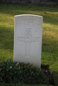 Louez Military Cemetery Duisans - Mills, E
