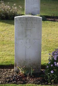 Louez Military Cemetery Duisans - Scott, Walter Brown
