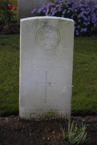Louez Military Cemetery Duisans - Smith, Leslie John Cecil
