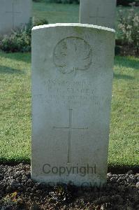 Louez Military Cemetery Duisans - Stacey, C C