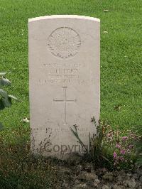 Argenta Gap War Cemetery - Huck, Frank Henry