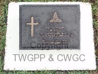 Labuan War Cemetery - Iles, Bert