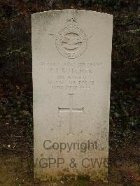 Marissel French National Cemetery - Butcher, Peter John