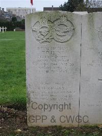 Marissel French National Cemetery - Hunt, Terence Edward