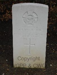 Marissel French National Cemetery - MacKenzie, Henry Hector