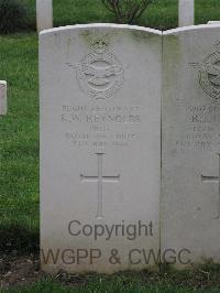 Marissel French National Cemetery - Reynolds, Robert Winter