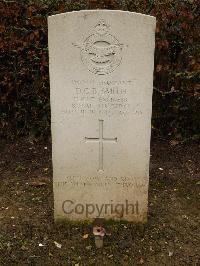 Marissel French National Cemetery - Smith, Dennis George Brailsford