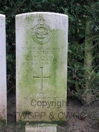 Marissel French National Cemetery - Tuck, Frank Cyril Victor