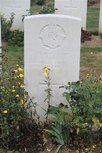 Noyon New British Cemetery - Harvey, Arthur