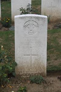 Noyon New British Cemetery - Hill, Charles Robert