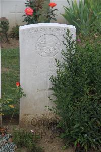 Noyon New British Cemetery - Jackson, J