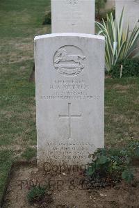 Noyon New British Cemetery - Kettle, Rupert Arthur