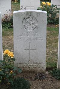Noyon New British Cemetery - Morris, George