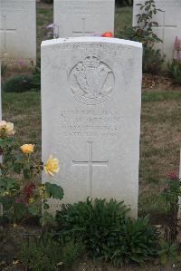 Noyon New British Cemetery - Morrison, T