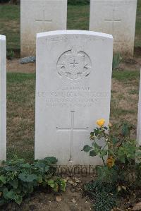 Noyon New British Cemetery - Wheeler, Leonard Dearl