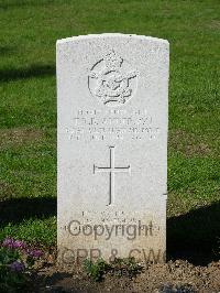 Ranville War Cemetery - Anderson, Thomas Robert Bowden