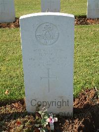Ranville War Cemetery - Beech, Bertram