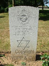 Ranville War Cemetery - Bittiner, Henry Mark