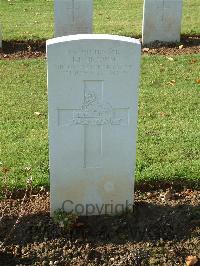 Ranville War Cemetery - Brown, Eric Lawrence