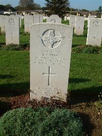 Ranville War Cemetery - Bull, Kenneth Francis