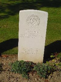 Ranville War Cemetery - Campbell, Thomas