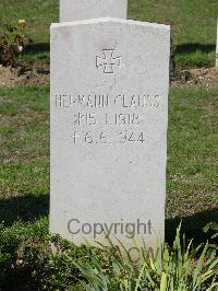 Ranville War Cemetery - Clauss, Hermann