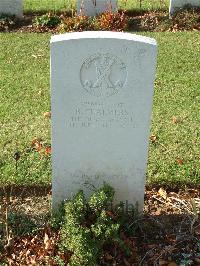 Ranville War Cemetery - Chalmers, Robert