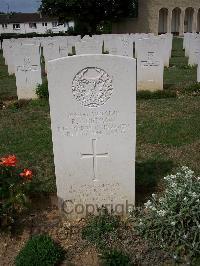 Ranville War Cemetery - Dickson, Richard Henry