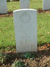 Ranville War Cemetery - Dickson, James Richard
