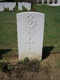 Ranville War Cemetery - Elliott, Joseph