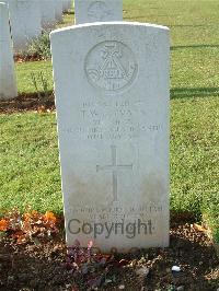 Ranville War Cemetery - Evans, Thomas William George