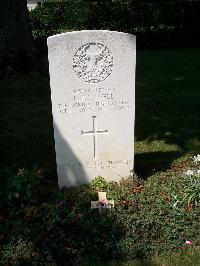 Ranville War Cemetery - Favell, Kenneth Jack