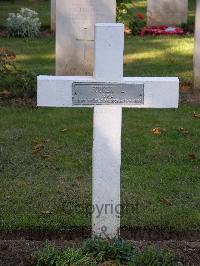 Ranville War Cemetery - Fourer, L