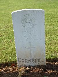 Ranville War Cemetery - Giles, Fred