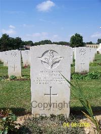 Ranville War Cemetery - Hackett, Thomas Henry