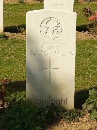 Ranville War Cemetery - Hayes, Verdun