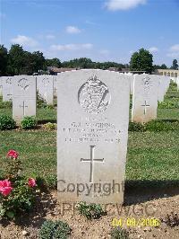 Ranville War Cemetery - Maginnis, George Alexander